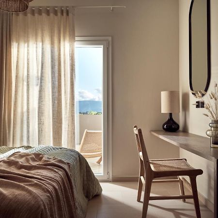 Conte Gesto Villa, With Heated Pool, By Thinkvilla Akrotiri  Ngoại thất bức ảnh