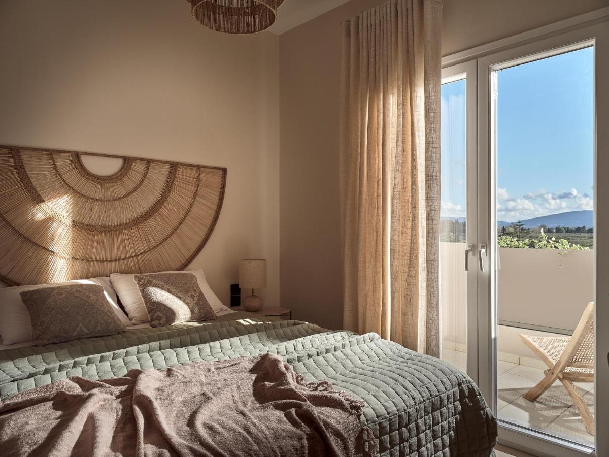 Conte Gesto Villa, With Heated Pool, By Thinkvilla Akrotiri  Ngoại thất bức ảnh